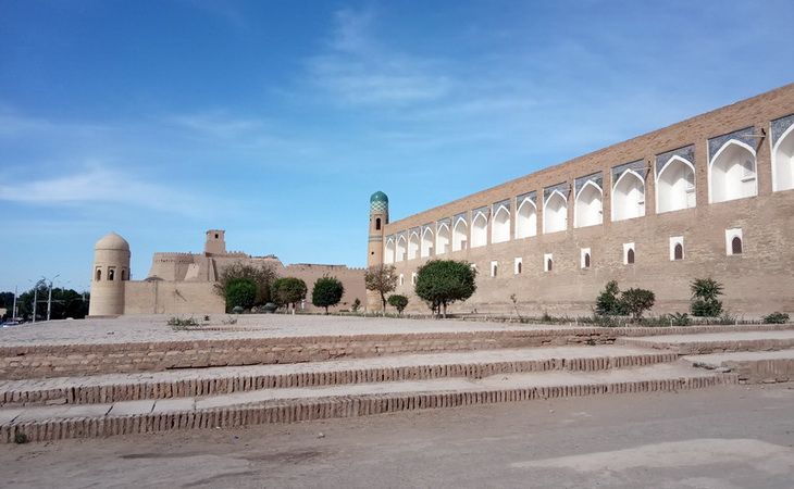 Ичан-Кала в Хиве: что посмотреть, цены на экскурсии и режим работы (полный гид 2026)