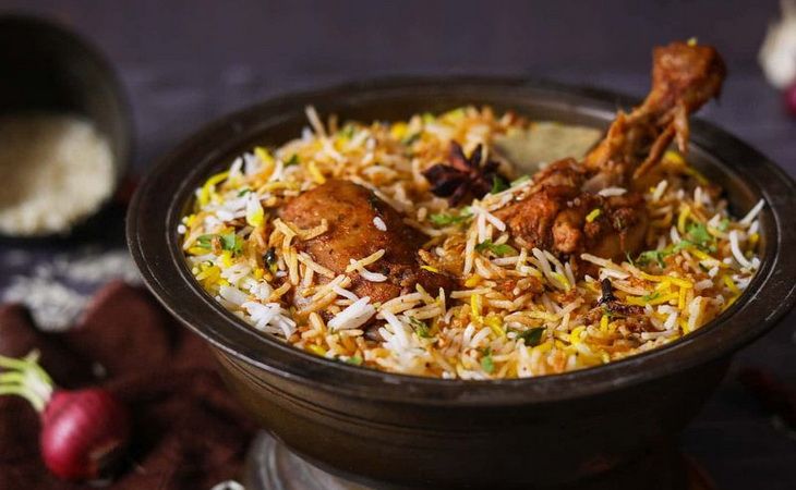 Гастрономические туры в ОАЭ — вкус Востока для туристов из Узбекистана