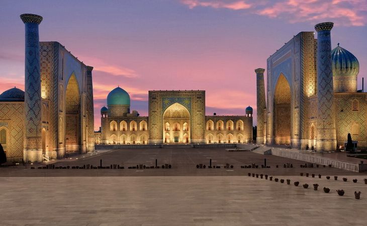 Путеводитель по экскурсионным маршрутам в Узбекистан: лучшие туры 2026