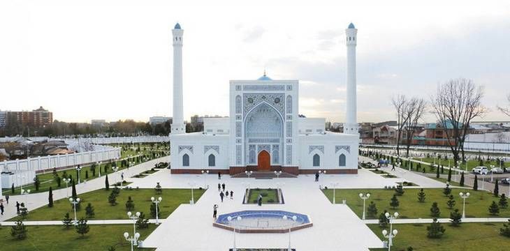 Белая мечеть Минор — один из символов современного Ташкента