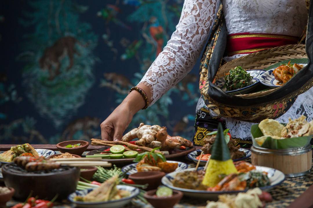 Гастрономический Бали — от уличной еды до высокой кухни Гастрономический Бали — от уличной еды до высокой кухни