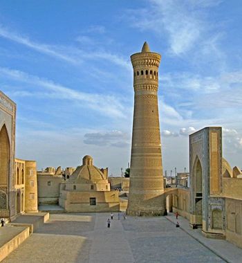 Пои-Калянга сайёҳат — қадимий Бухоронинг рамзи