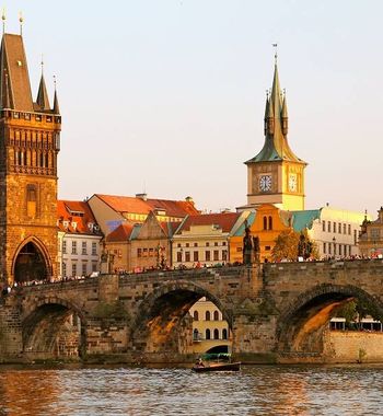 Прагада дам олиш учун энг яхши 5 та тўрт юлдузли меҳмонхона