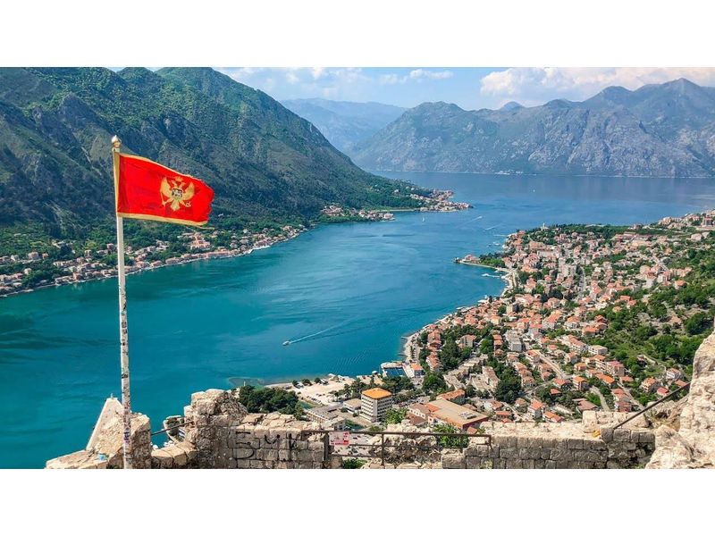 Отмена безвиз для узбекистанцев при въезде в Черногорию 