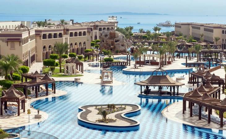 Красное море на побережье Хургады Красное море на побережье Хургады