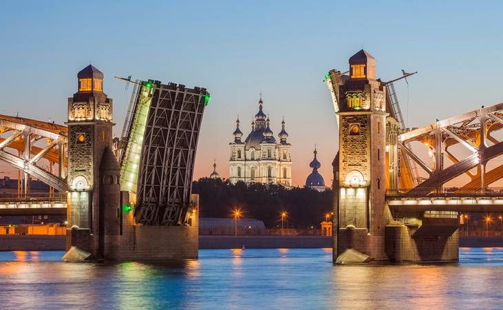 Тур в Санкт-Петербург