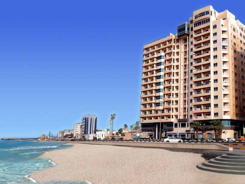 Аджман, Ramada By Wyndham Beach Hotel Ajman (ex.landmark Suites Ajman) 4*